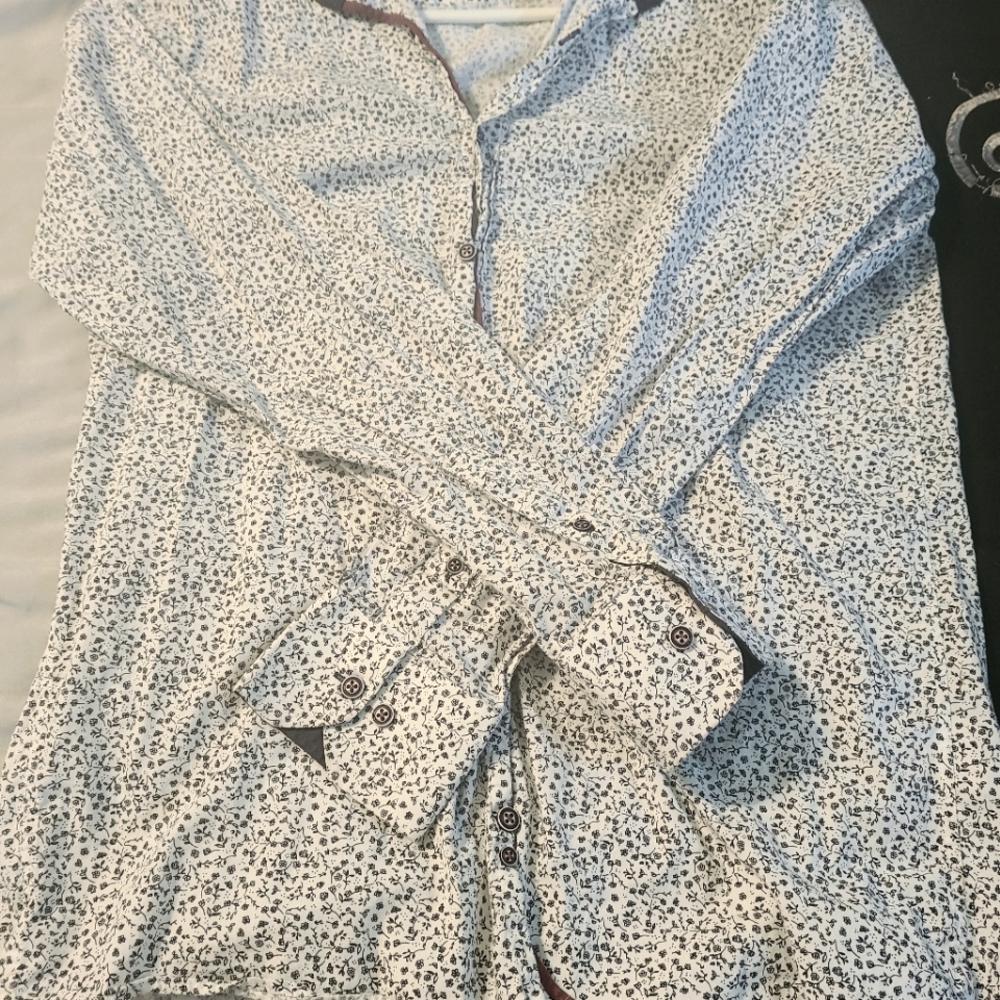 Men's button down dress shirt